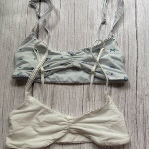 SKIMS
FITS EVERYBODY Picot Skimpy Scoop Bralette 2-Pack Marble & Cloud Bow Print
